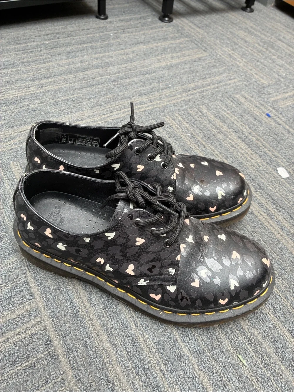 Dr martens heart cheetah print oxfords